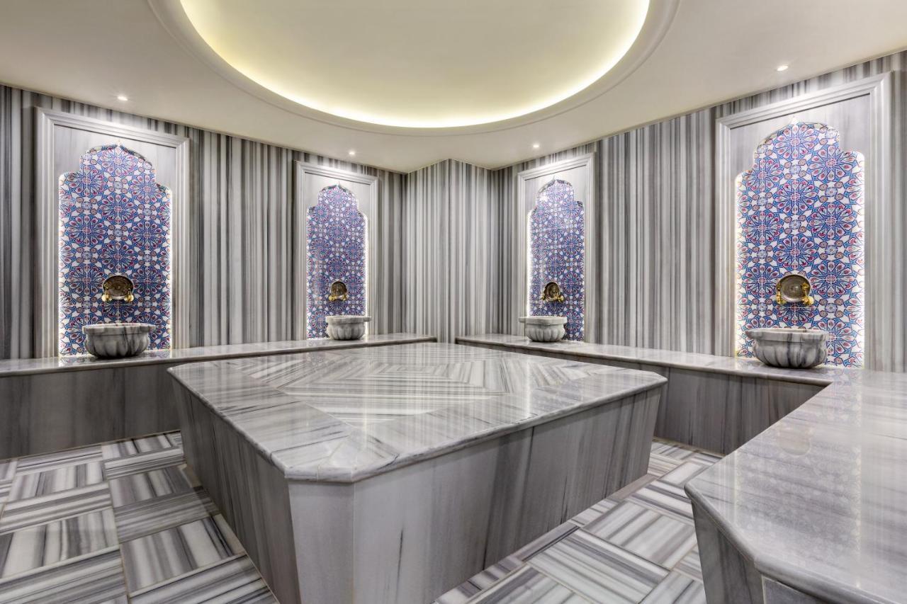 Ramada By Wyndham Istanbul Umraniye Hotel Kültér fotó