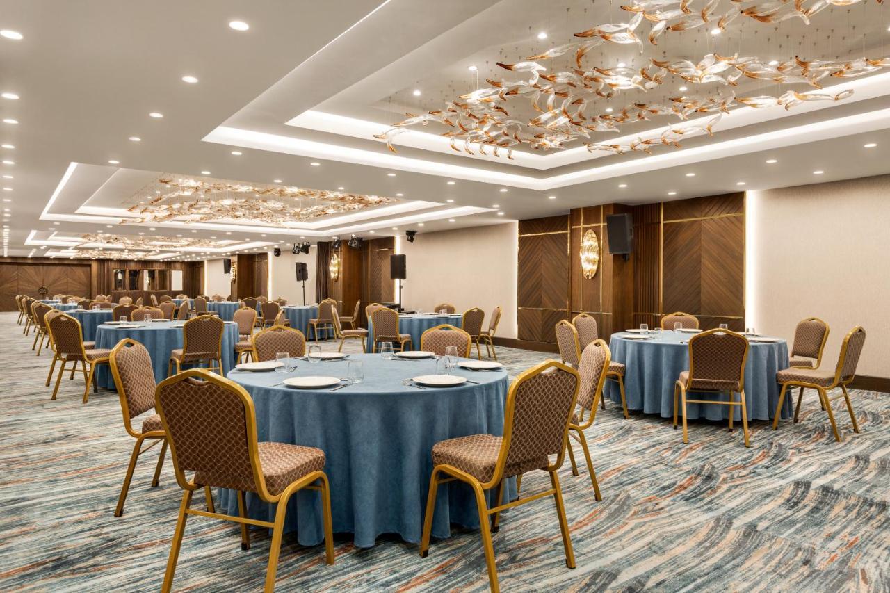 Ramada By Wyndham Istanbul Umraniye Hotel Kültér fotó